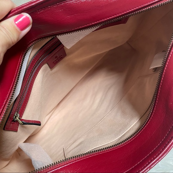 NEW Gucci Medium Metalasse Chevron Tote Cerise Red - Picture 6 of 14